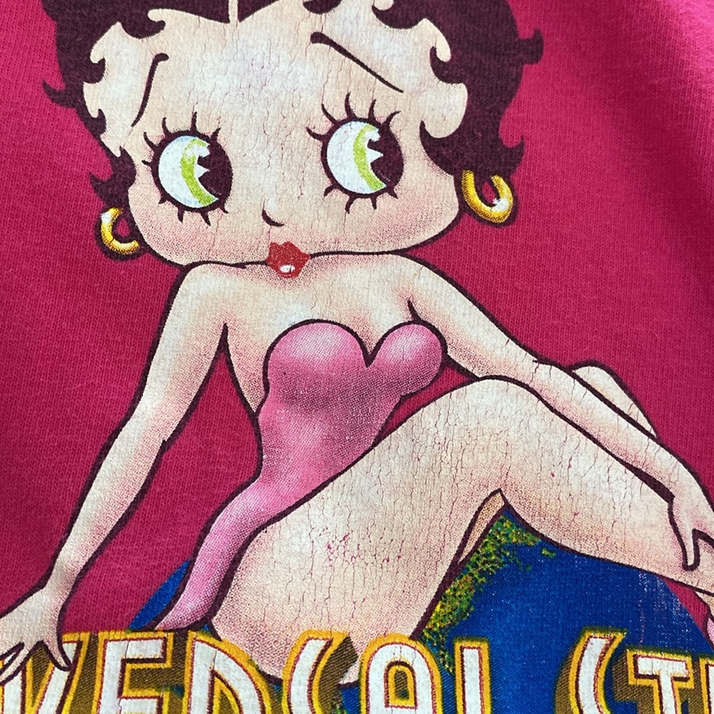 Universal Studios 2000 Betty Boop pink vintage short sleeve tee 100% cotton.